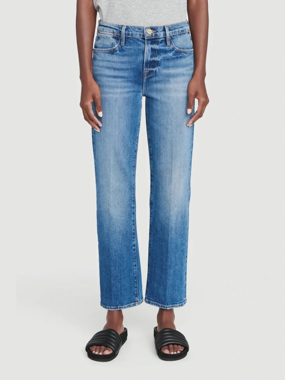 Frame || Le‎ High Straight Jeans in Hagen Wash Blue 27